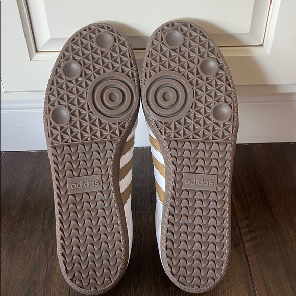 NWT Adidas Sambas - Picture 6 of 8